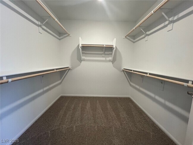 Building Photo - 7470 S Pioneer Way