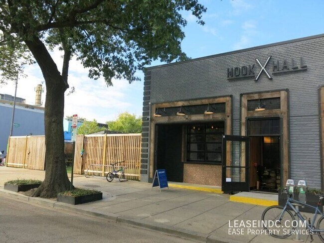 Building Photo - 624 Lamont St NW