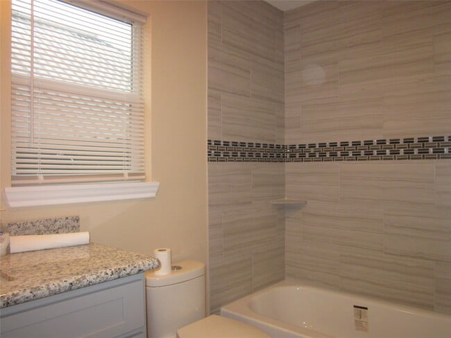 Building Photo - 3223 Winbern St