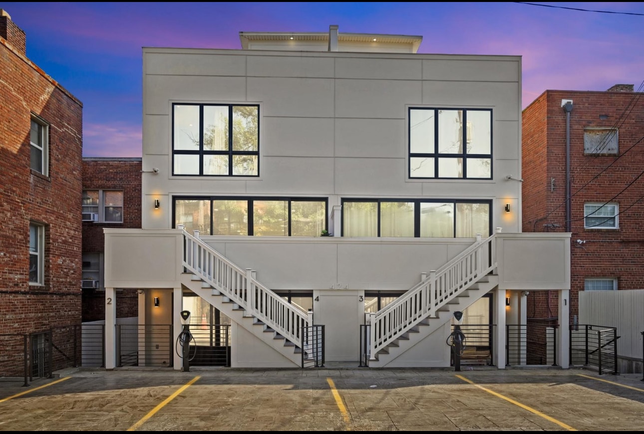 Building Photo - 424 Missouri Ave NW