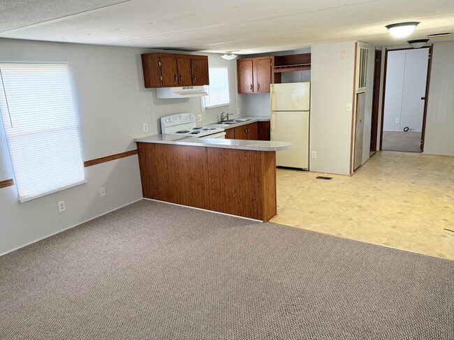 Building Photo - 2 Bedroom Home in Campbell County