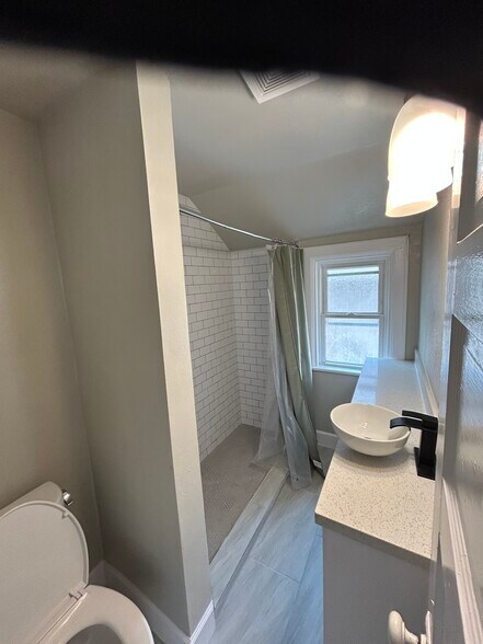 Building Photo - 3404 Austin St