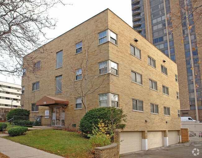 Building Photo - The Waldorf