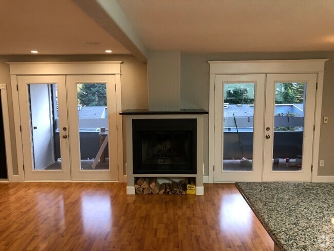 Building Photo - 9350 Redmond - Woodinville Rd NE