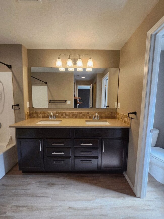 Building Photo - Beautiful One Level in the Reserve At Clea...