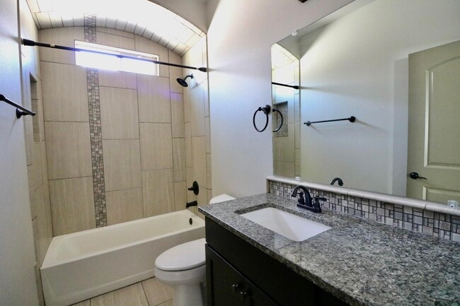 Building Photo - 3817 Loma Cortez Dr