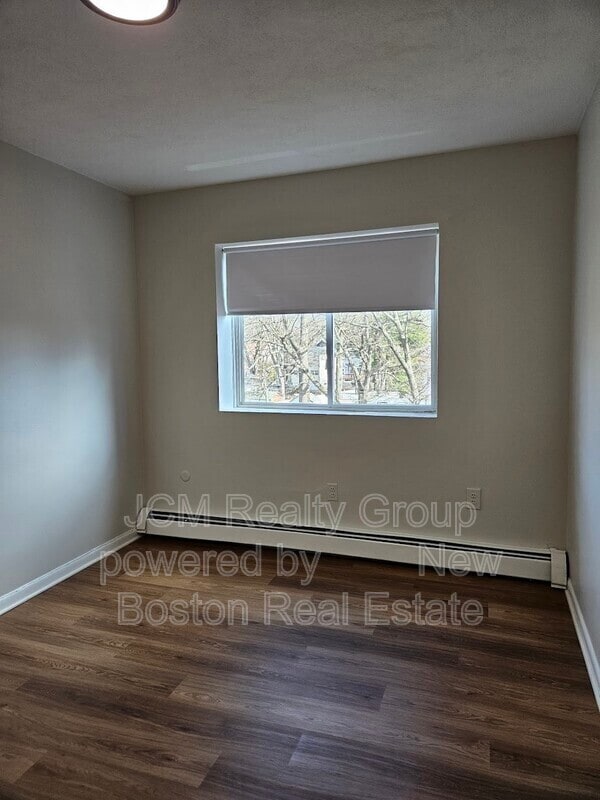 Building Photo - 700 Cummins Hwy