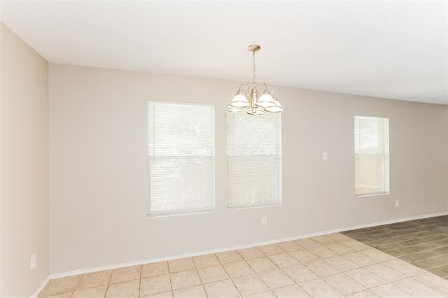 Building Photo - 805 Encino Dr