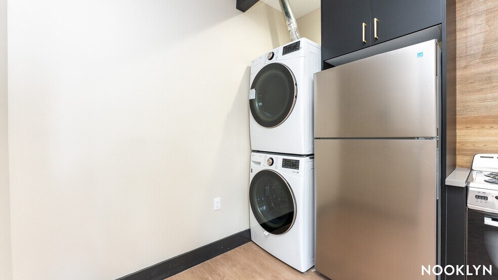 Building Photo - 1665 Brooklyn Ave