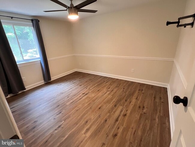 Building Photo - 5925 Vernons Oak Ct