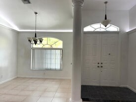 Building Photo - 7400 SW 37th Ct