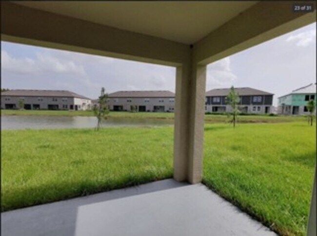 Building Photo - 8851 Bower Bass Cir