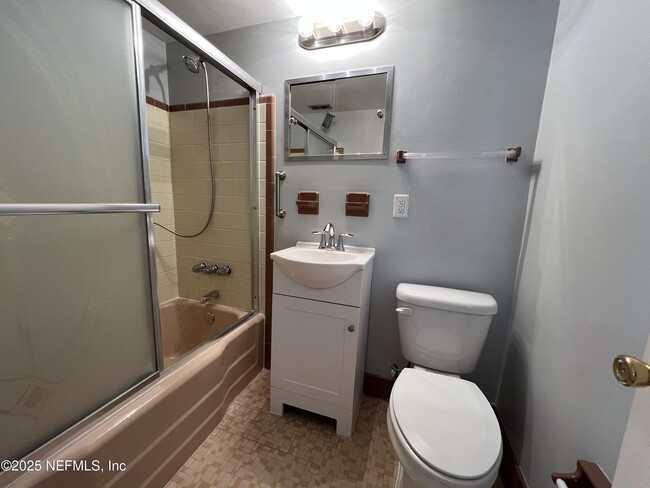 Building Photo - 11356 Renne Dr