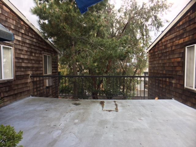 Building Photo - 1973 Bonifacio St