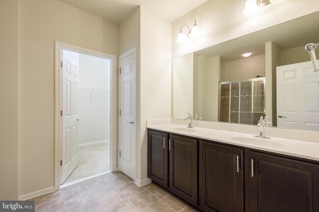 Building Photo - 20610 Maitland Terrace
