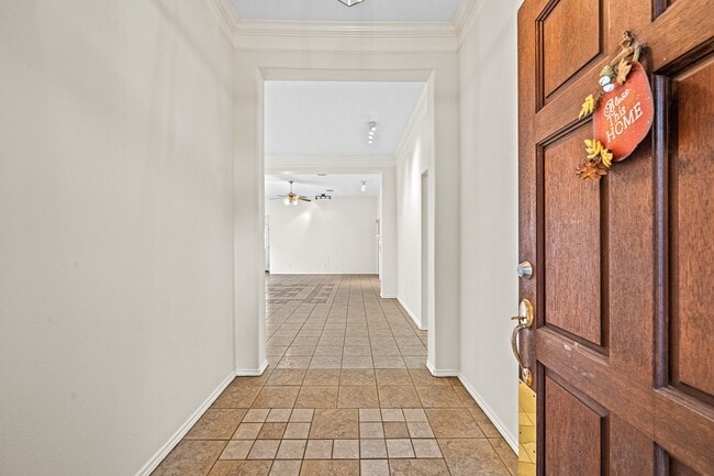 Building Photo - 12335 Shadowvista Dr