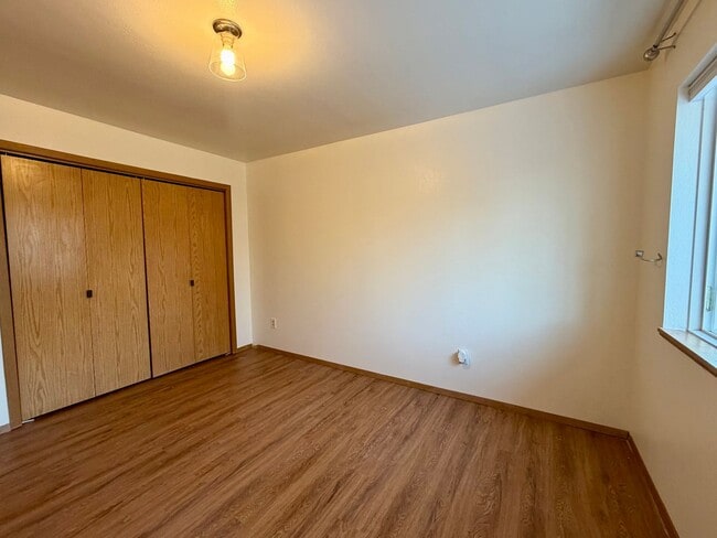 Building Photo - 54590 Aspen Ln