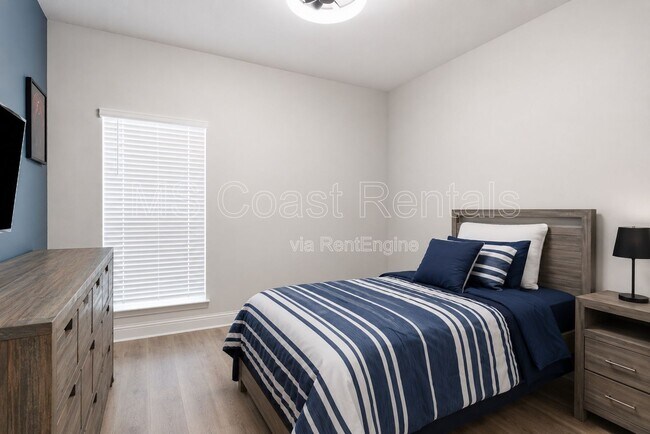 Building Photo - 5159 Fairbury Way