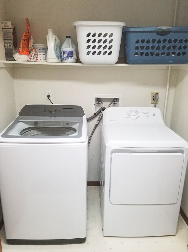 Building Photo - 102 Northridge Dr