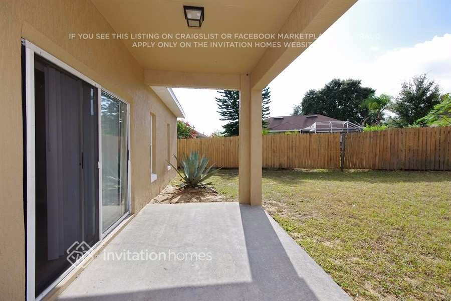 Building Photo - 855 Berwick Dr