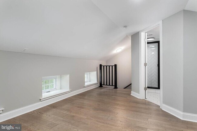 Building Photo - 139 W Germantown Pike