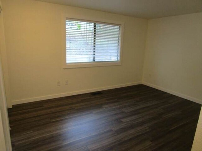 Building Photo - 5304-5304 96th Ave Ct NW