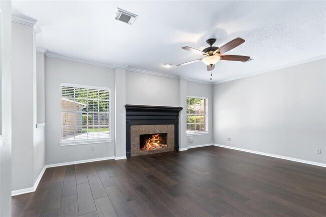 Building Photo - 3603 Rock Springs Dr