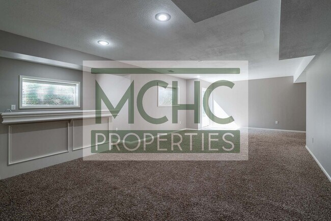Building Photo - 5909 W 153rd Terrace