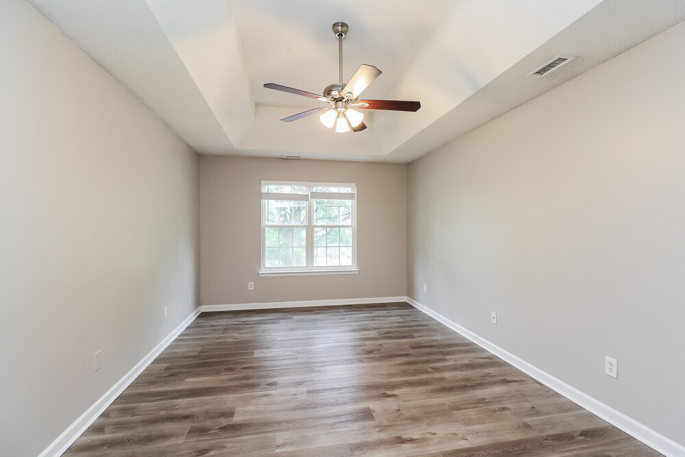 Building Photo - 905 Grassy Patch Ln