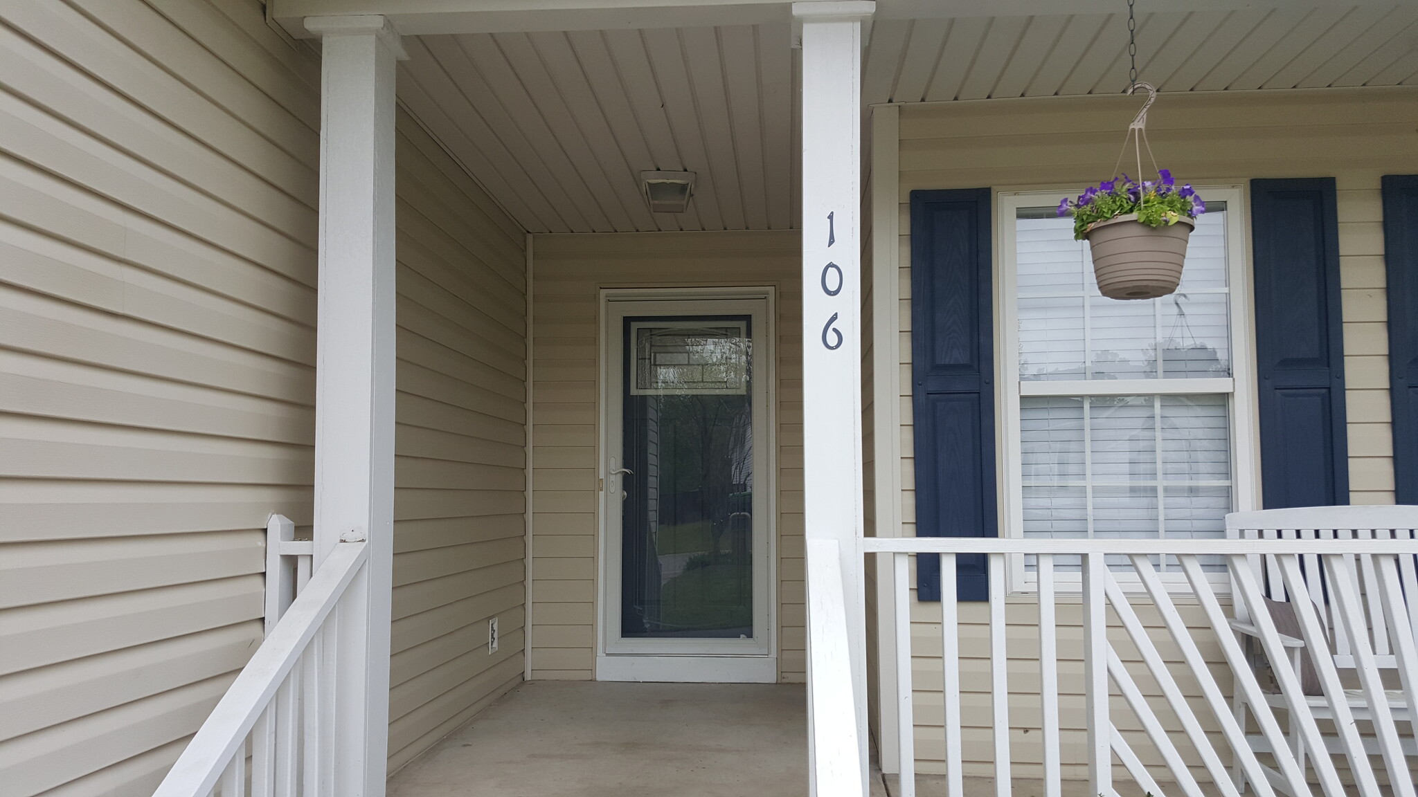 Building Photo - 106 Maguire Dr