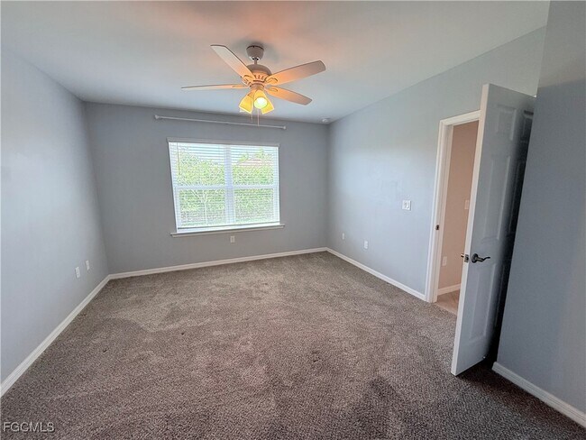 Building Photo - 4387 Dutchess Park Rd