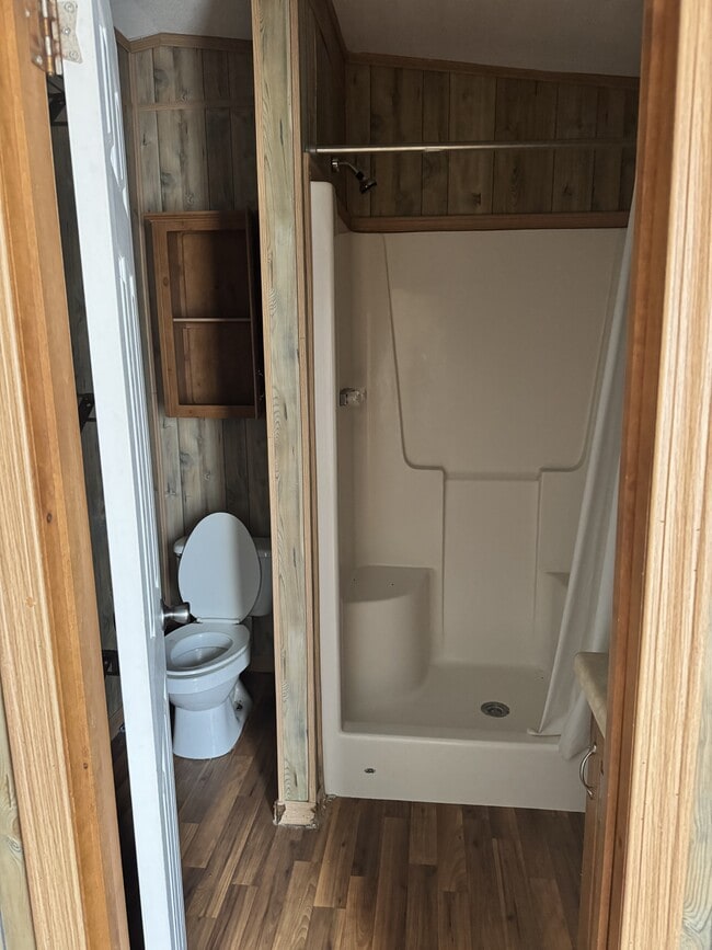 Building Photo - 104 Dax Rd