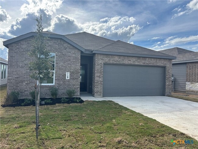 Building Photo - 728 Horsetail Ln