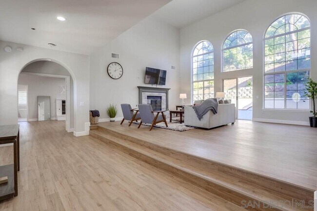 Building Photo - 1696 Gil Way