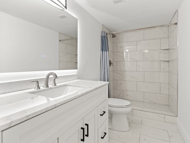 Building Photo - 2870 Pharr Ct S Northwest