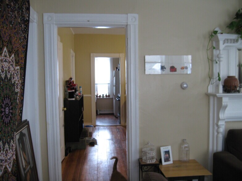 Building Photo - 195 Lippitt St