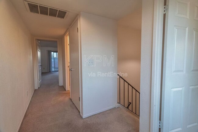 Building Photo - 5530 Sandpiper Ct