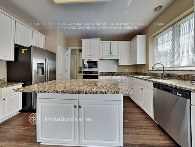 Building Photo - 8227 Beardsley Dr