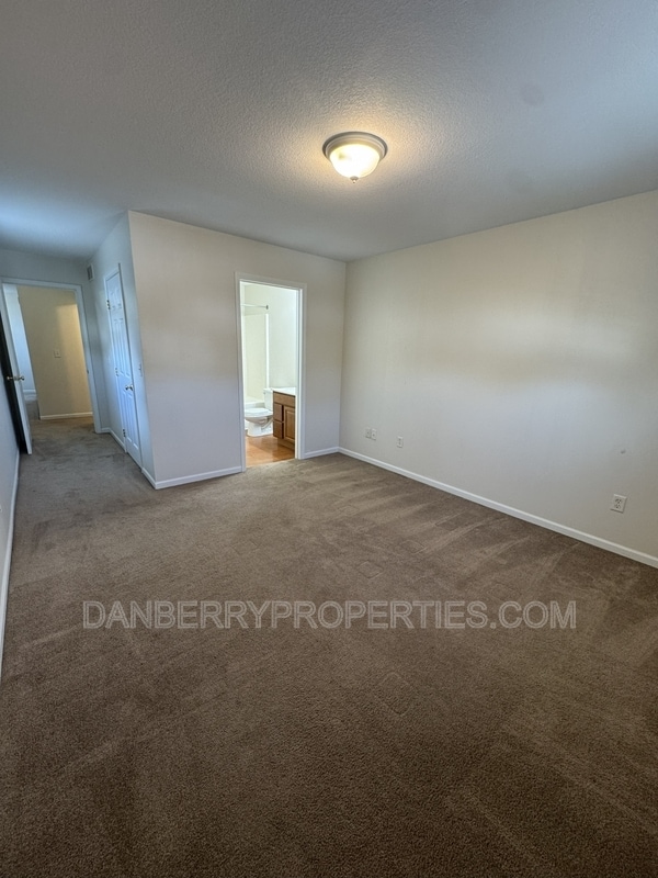 Building Photo - 214 Madison Ave