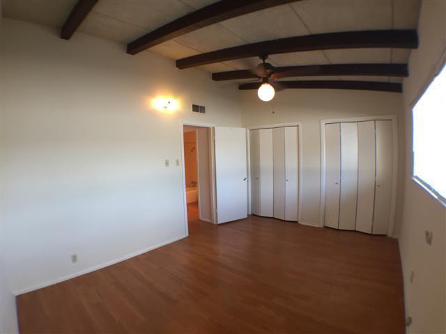 Building Photo - 2404 Longview St