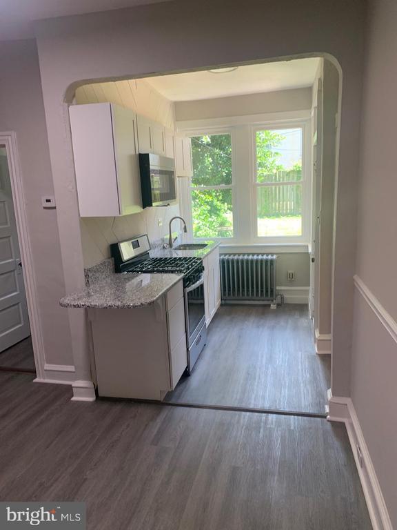 Building Photo - 1304 N Clayton St