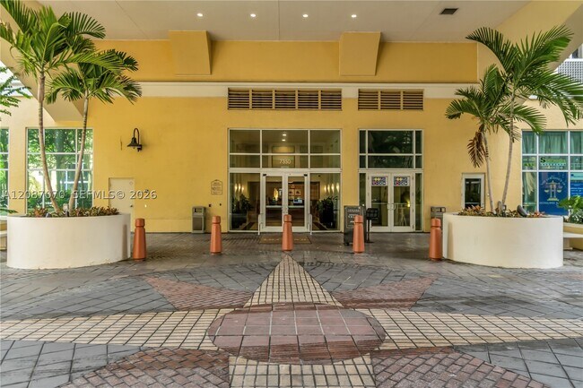Building Photo - 7350 SW 89th St