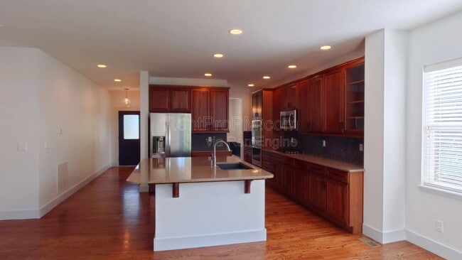 Building Photo - 3802 Wild Elm Way
