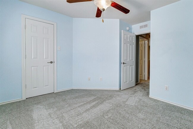 Building Photo - 24522 Folkstone Cir