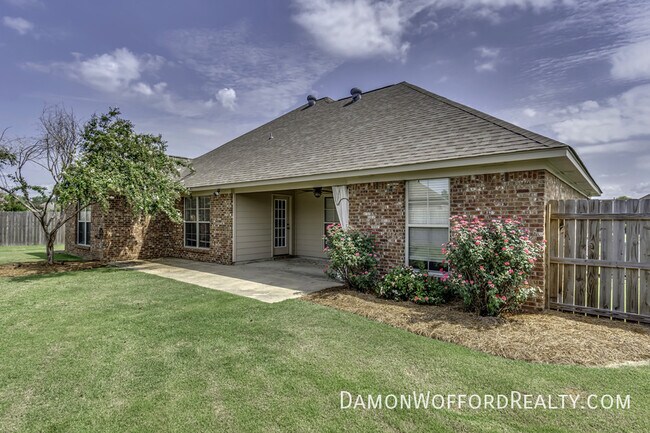 Building Photo - 107 Emery Drive