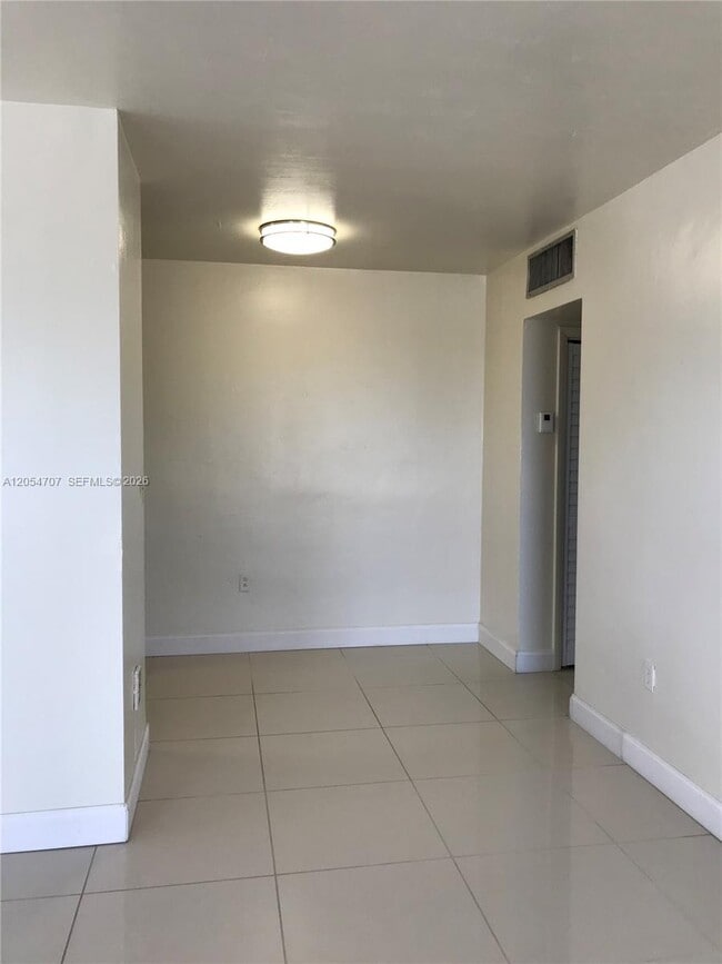 Building Photo - 4410 W Flagler St