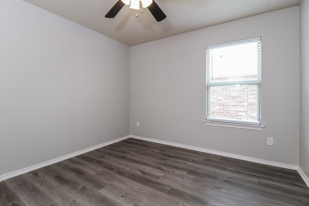 Building Photo - 1402 Copper St