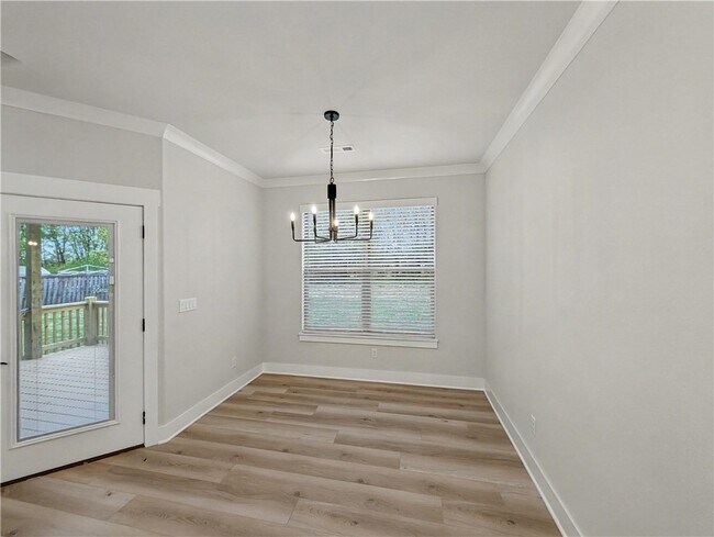 Building Photo - 18 Hillswick Dr