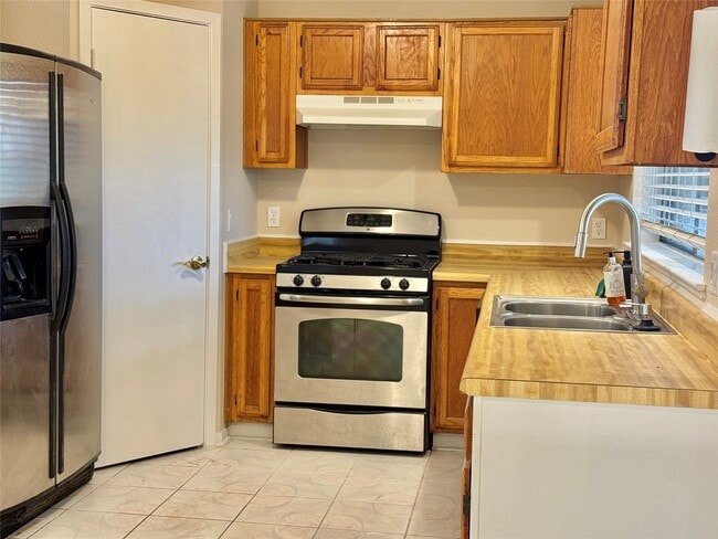 Building Photo - 13511 Harpers Bridge Dr