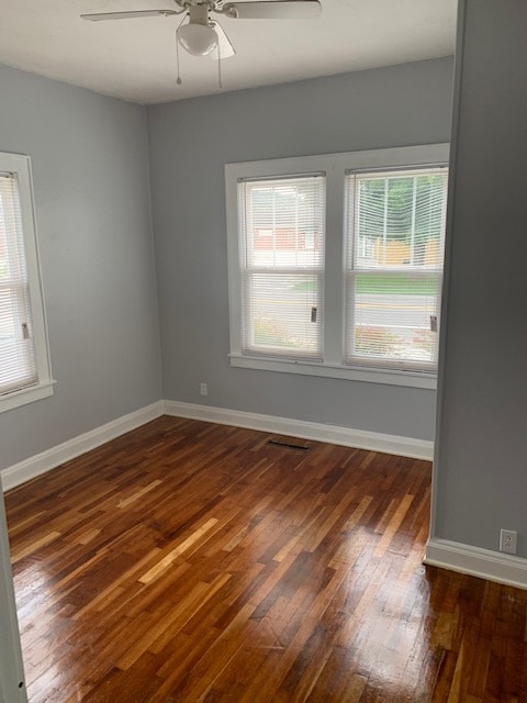 Building Photo - 6460 Farmdale Rd